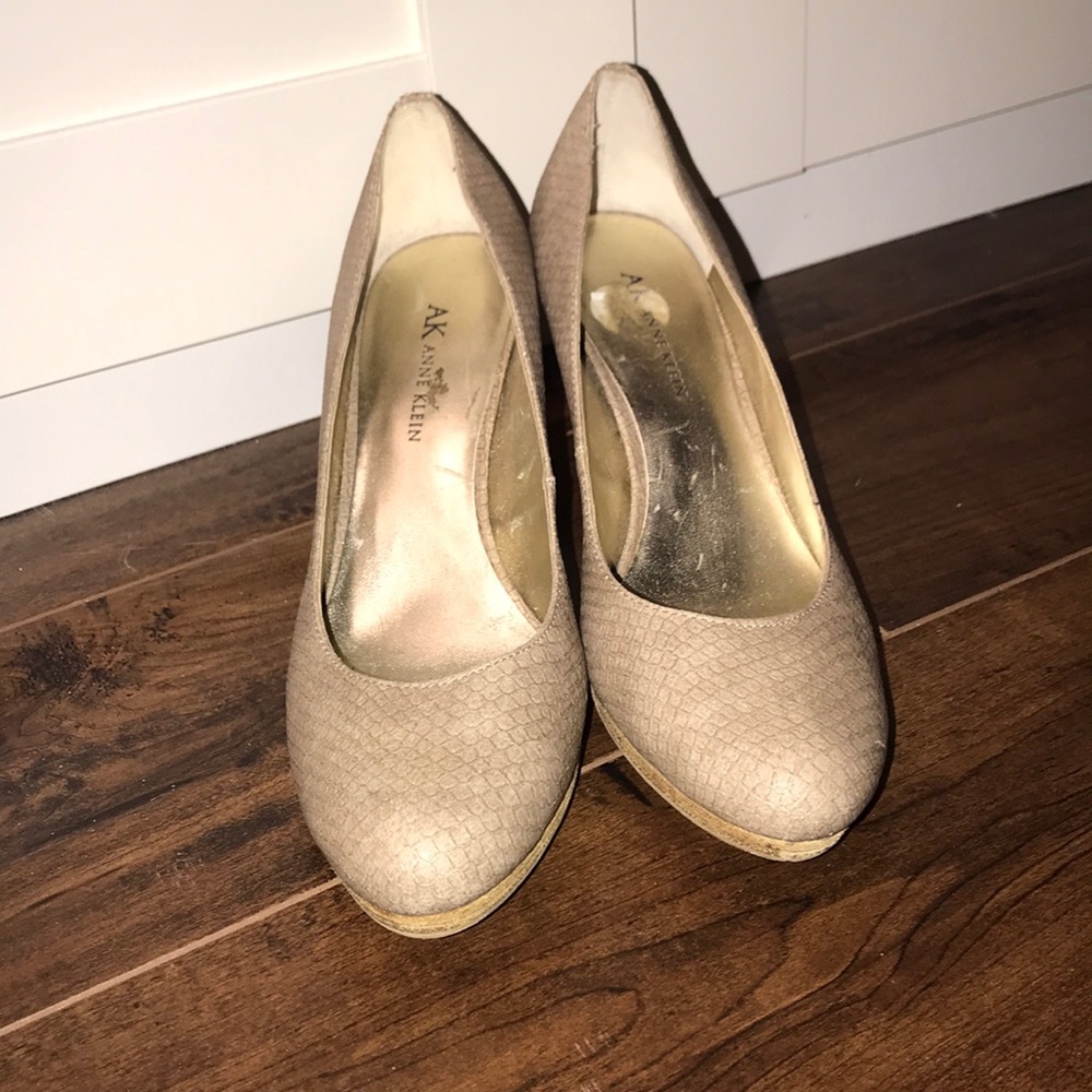 Anne Klein Heels - Picture 1 of 6